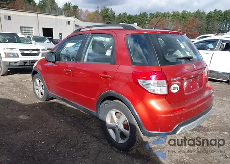 2008 Suzuki Sx4 Convenience/Touring z USA, uszkodzony, nr VIN JS2YB413985107162